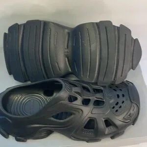 New Authentic Balenciaga Black Comfortable HD rubber mules Balenciaga | Shoes | New Authentic Balenciaga Black  main image 2